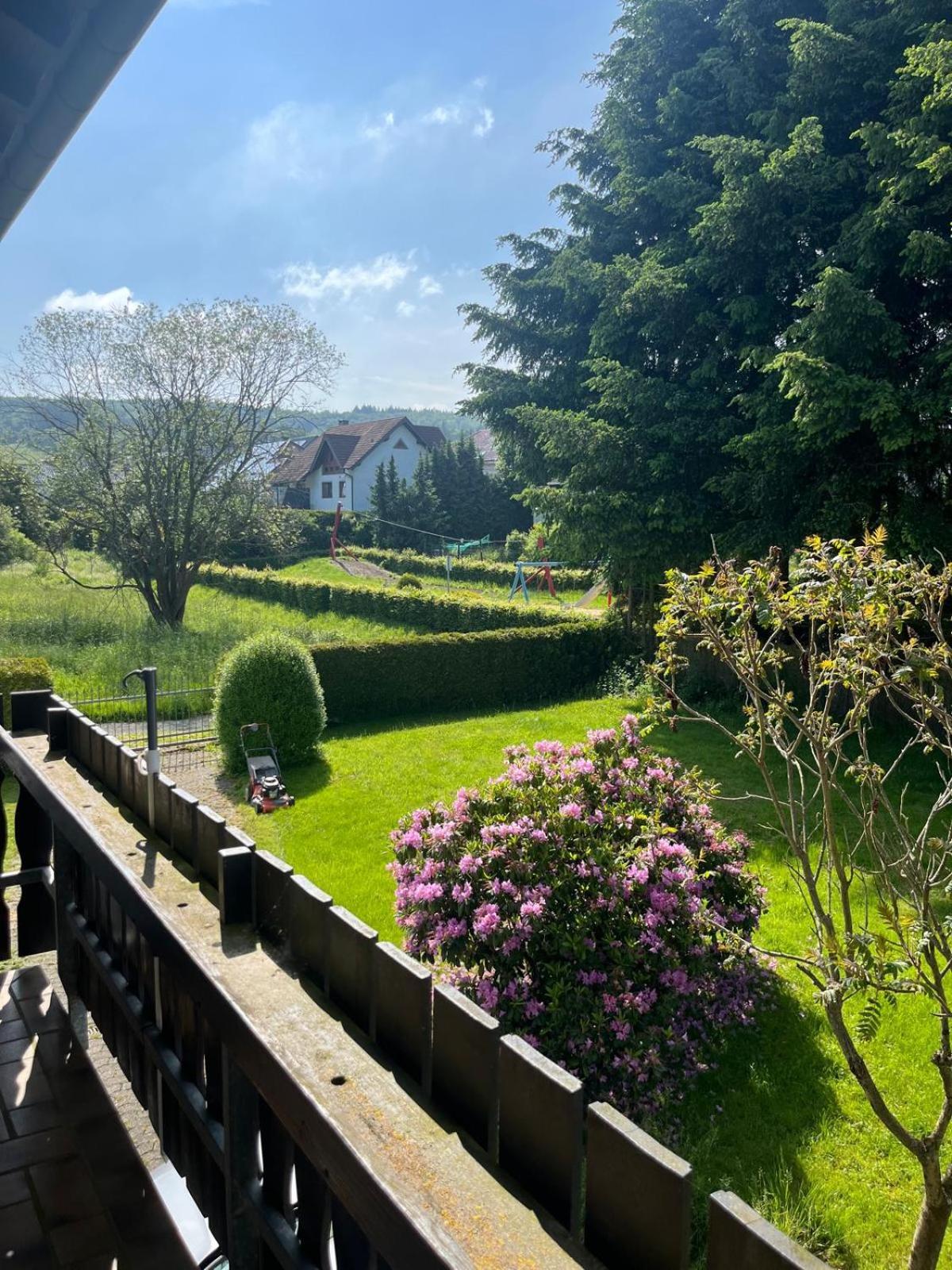 Fewo Hoheeifel, 1 Haus Mit 2 Apartments 5 Schlafzimmer In Kelberg Naehe Nuerburgring Dış mekan fotoğraf